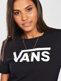 Vans Flying V Crew T-Shirt - Black  -Sport Sphere NCYPC SQ4 0000000004 BLACK MDd