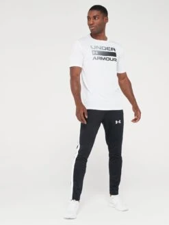 UNDER ARMOUR Training Team Issue Wordmark Short Sleeve T-Shirt - White -Sport Sphere PYYJW SQ3 0000000013 WHITE MDo