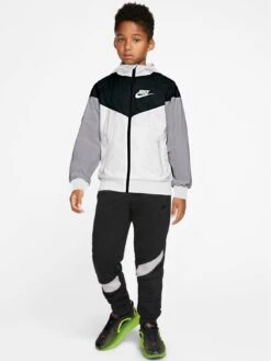 Nike Boys NSW Windrunner Hooded Jacket - White/Black -Sport Sphere RFRWG SQ2 0000000269 WHITE BLACK MDf