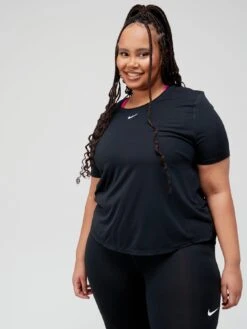 Nike The One Dri-FIt Tee (Curve) - Black