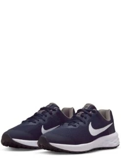 Nike Junior Revolution 6 - Navy/White 9 Nike Junior Revolution 6 - Navy/White -Sport Sphere U6KGX SQ3 0000000025 NAVY WHITE SLs