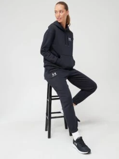 UNDER ARMOUR Essential Fleece Joggers - Black/White -Sport Sphere UY6GF SQ5 0000000019 BLACK WHITE MDd1