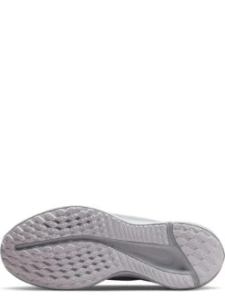 Nike Quest 5 - White/Silver -Sport Sphere V94LR SQ5 0000000169 WHITE SILVER SLu