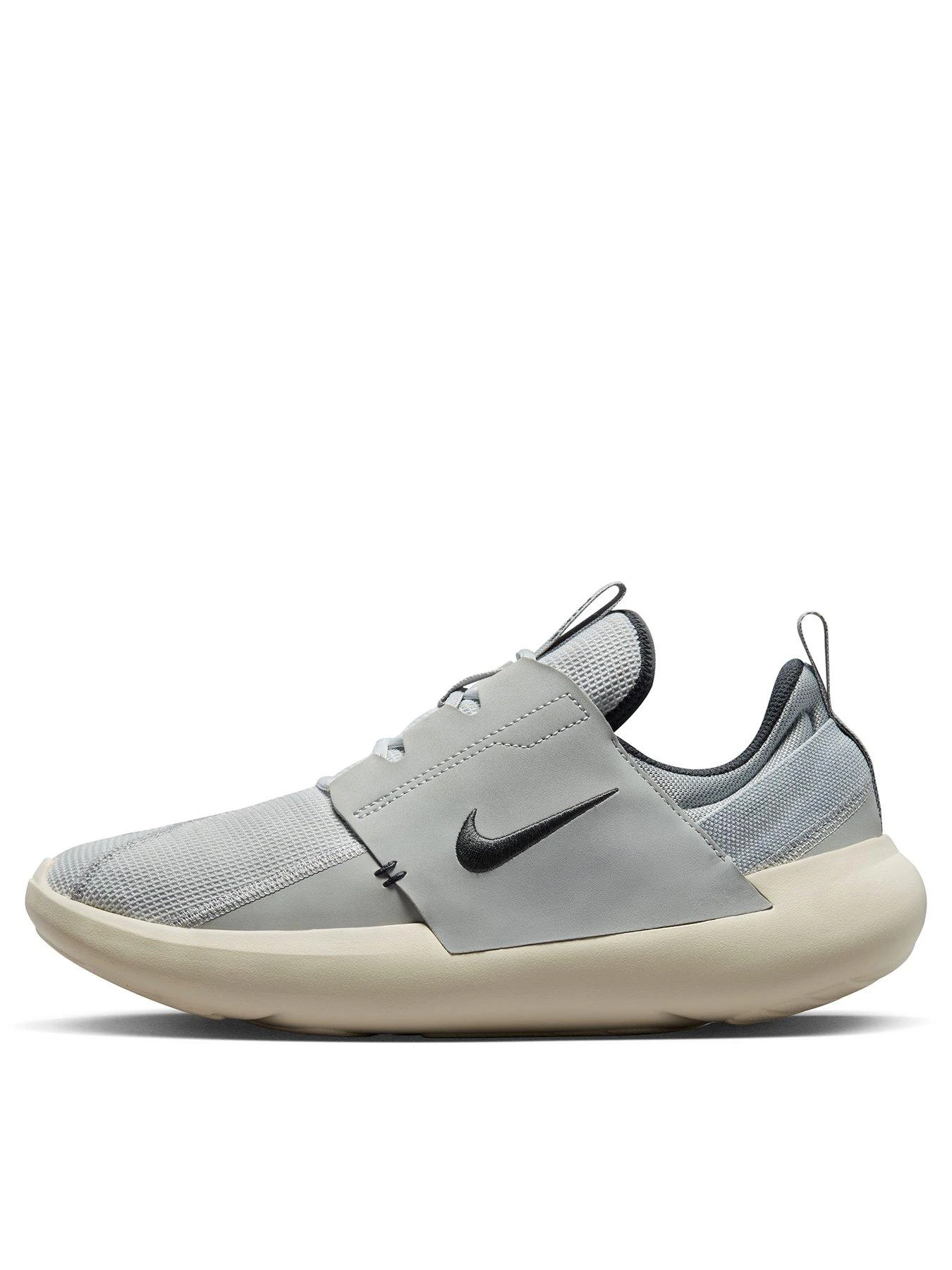 Nike E-Series Advantage - Beige/Black 1 Nike E-Series Advantage - Beige/Black