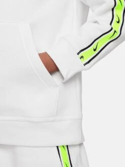 Nike Older Boys Sportswear Repeat Swoosh Fleece Overhead Hoody - White/Black -Sport Sphere VGILK SQ5 0000000269 WHITE BLACK SLd1