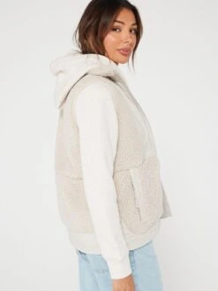 Columbia Women's Hakatai Sherpa Vest - Brown -Sport Sphere VKH1E SQ5 0000000143 BROWN MDd1