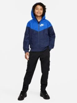 Nike Older Boys Wind Runner Hooded Jacket -Sport Sphere VKYQ4 SQ2 0000000048 NAVY MDf