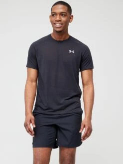 UNDER ARMOUR Running Streaker T-shirt - Black 