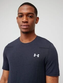 UNDER ARMOUR Seamless Grid T-shirt - Navy/Black  -Sport Sphere VLGTK SQ5 0000000004 BLACK MDd1