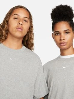 Nike Womens Essential Boyfriend Fit T-shirt - Dark Grey -Sport Sphere VP598 SQ4 0000000070 DARK GREY MDd