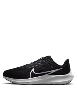 Nike Mens Running Pegasus 40 Trainers